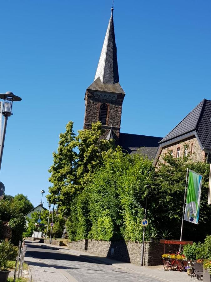 Vivanatura Eifelferienhaus Einruhr Exterior foto